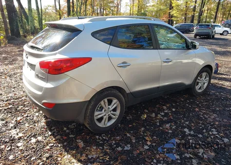 2013 Hyundai Tucson Gls from USA, damaged, VIN KM8JU3AC9DU577395